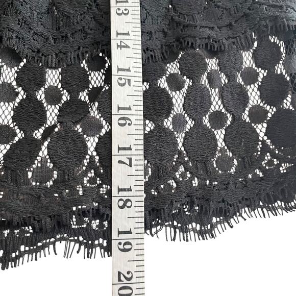 Ann Taylor Black Lace Tiered Ruffle Mini Skirt Size 8 NWT - Picture 6 of 7